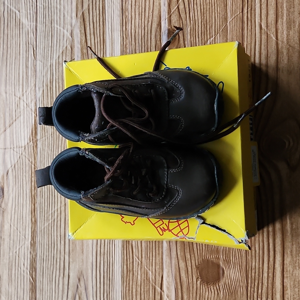 NIB Smartfit Waterproof Brown Hiker Boots sz 9